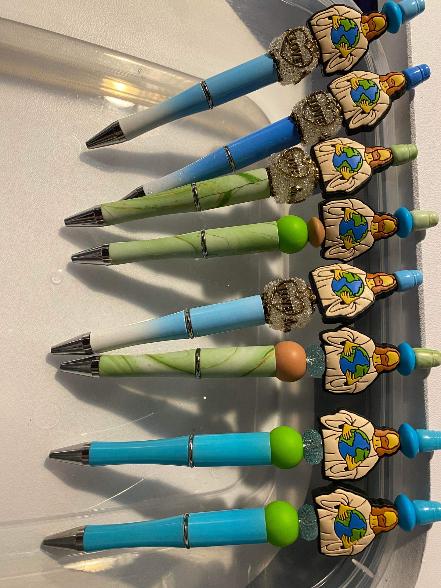 Jesus holds the Whole World in His Hands Focal ( Sandy Melton Custom)