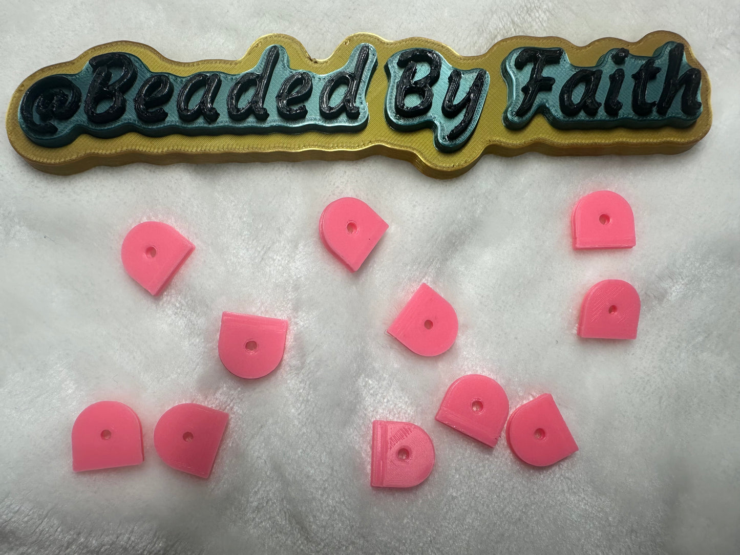 Flat spacers for flat backs